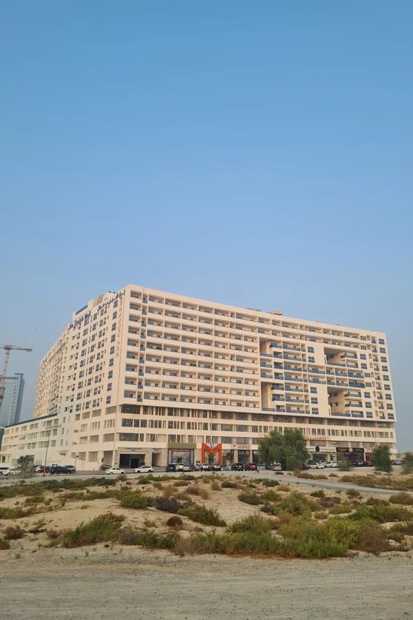 Abdul_Wahed_Bin_Shabib_Building_-_Arjan-ARJAN-bld.jpg