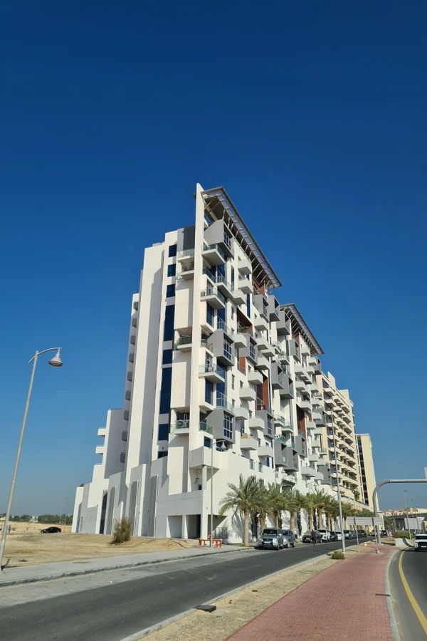 5th_Avenue-Al_Furjan-bld.jpg